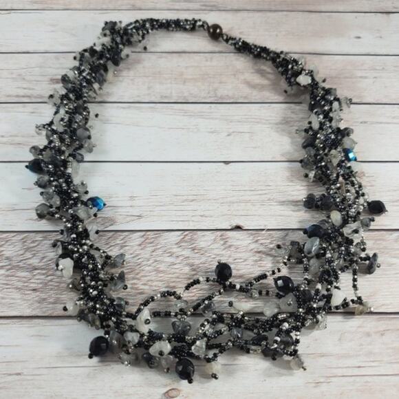 Beaded multi strand short necklace - Picture 1 of 4